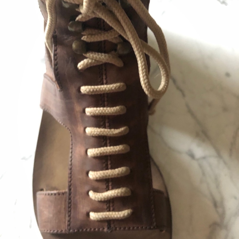 Boutique 9 Lace Gladiator Leather Sandals - Picture 5 of 6
